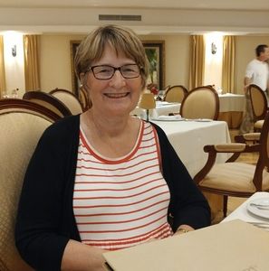 Meet your Posher, Phyllis